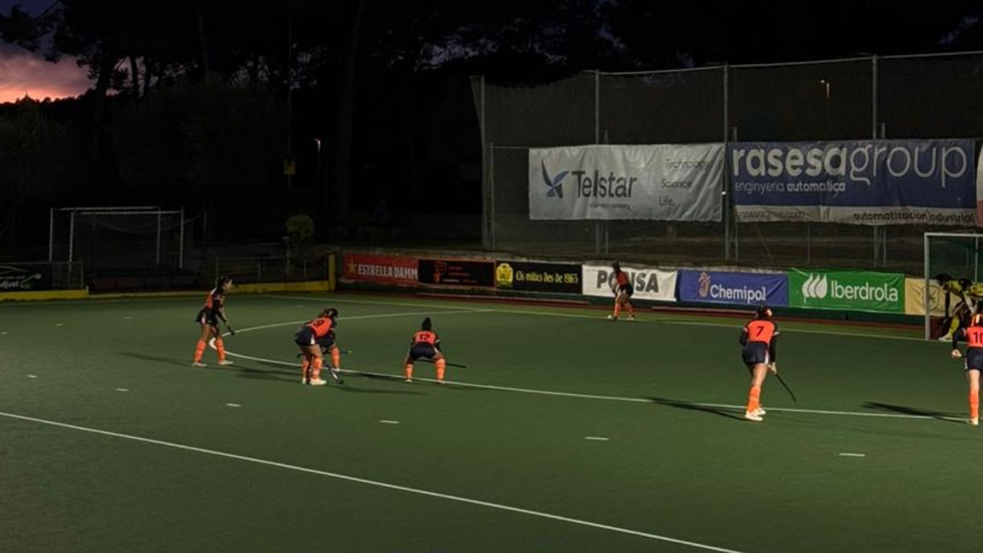El Juvenil Femenino se coloca líder en un fin de semana exigente